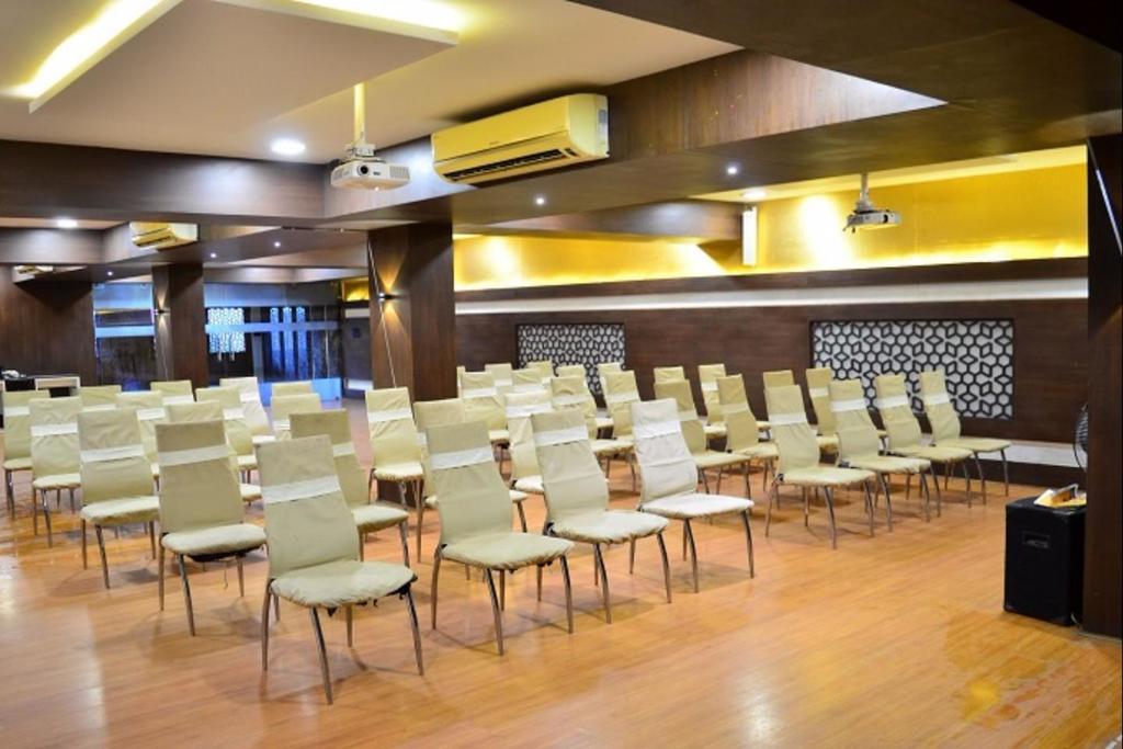 Royal Inn Udaipur Ngoại thất bức ảnh